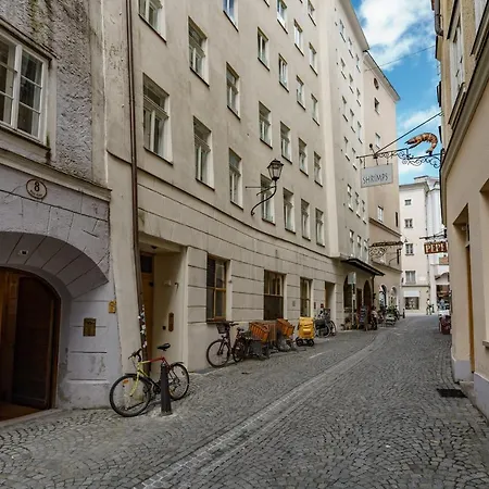 Easyapartments Altstadt 1 Appartement *