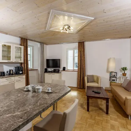 Easyapartments Altstadt 1 Appartement *